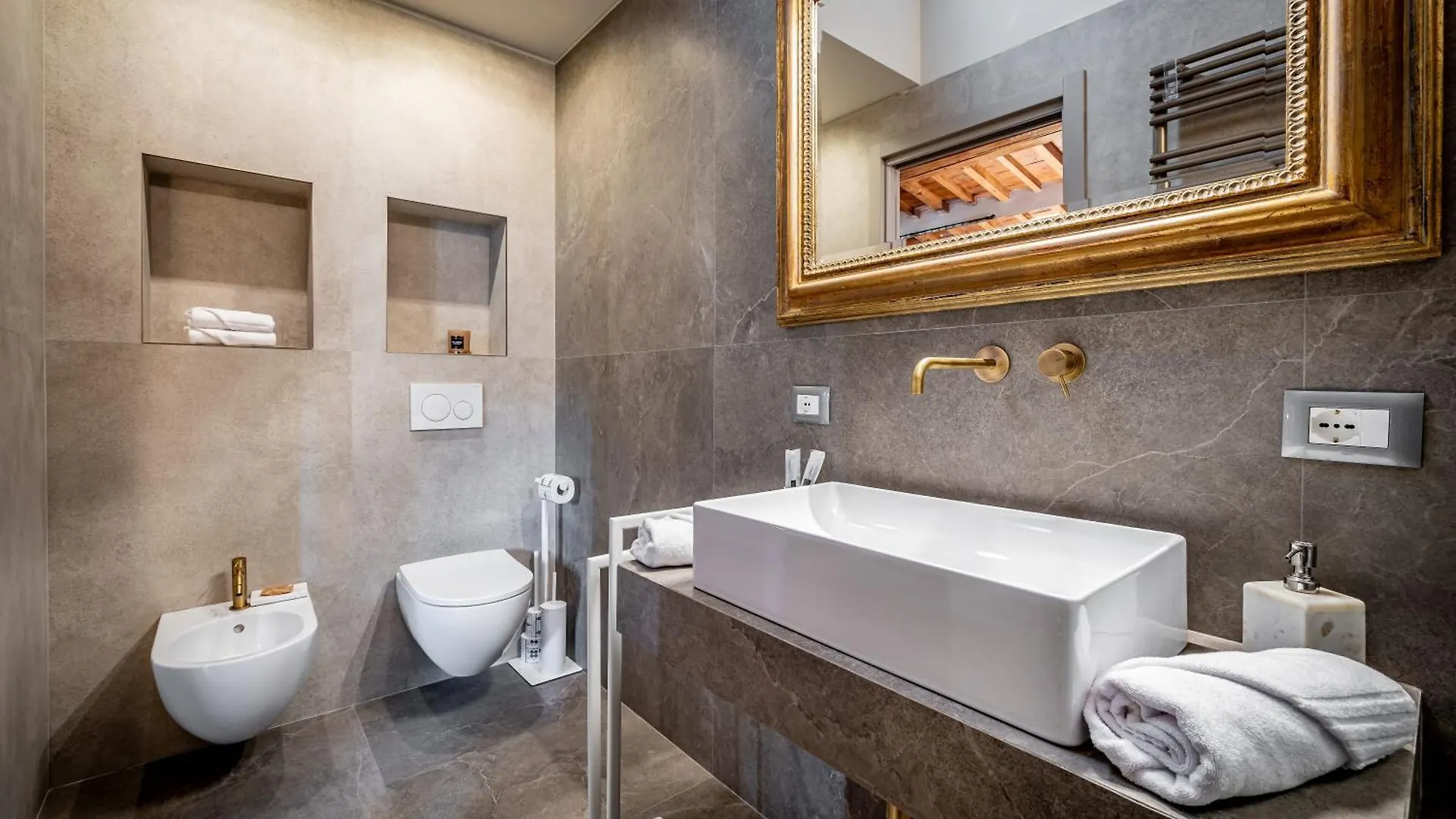 Apart-hotel Dimora Collection - Le Torri - Boutique Luxury Suites - Adults Only Florença